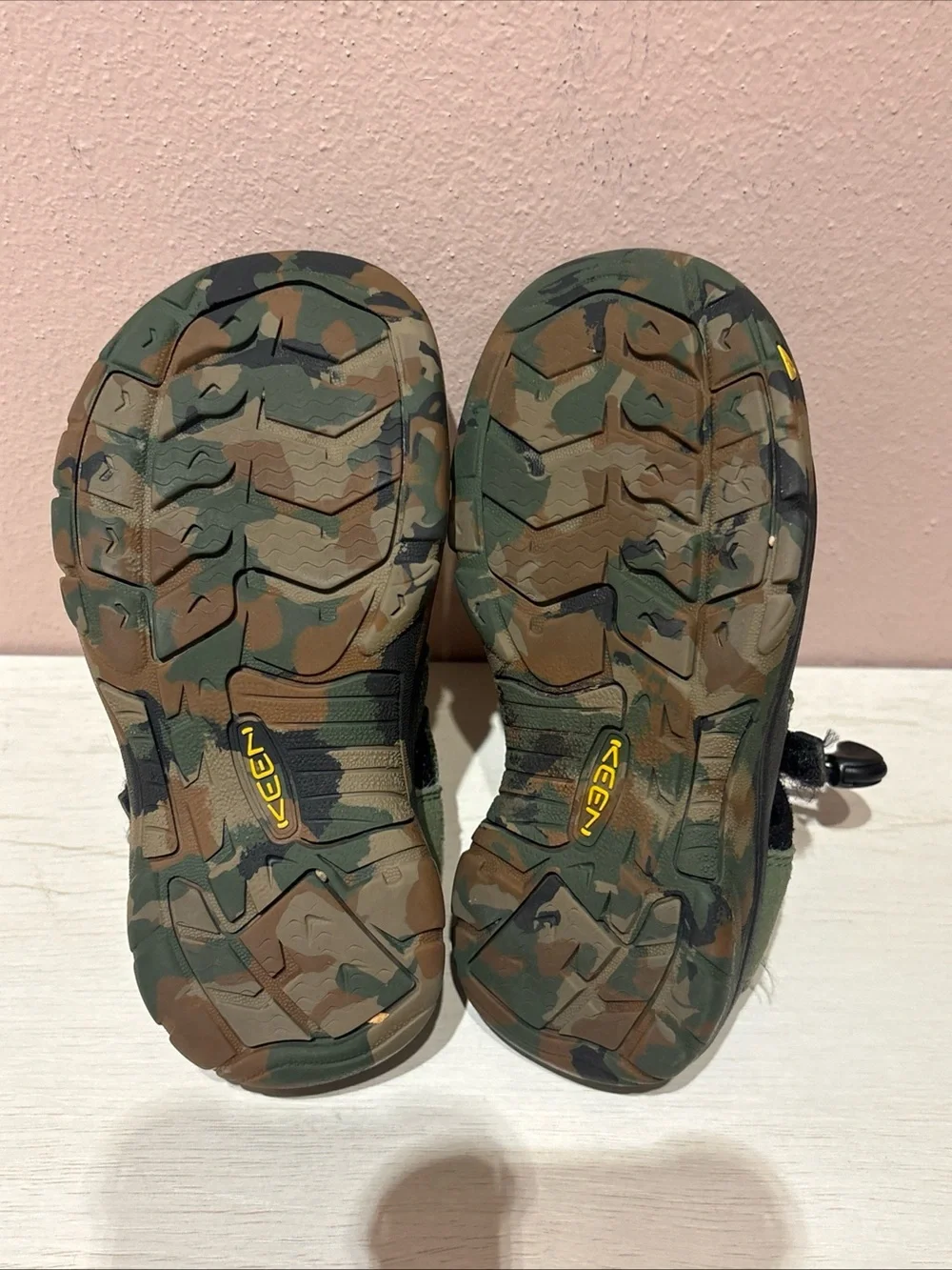 Keen Boys Newport H2 Sport Sandals Green Black Camo Youth Sz 13